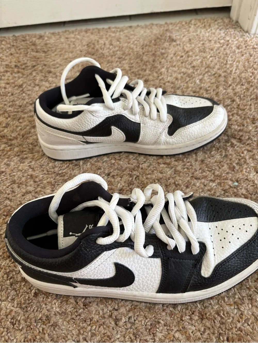 Nike Black and White Low-Top Sneakers